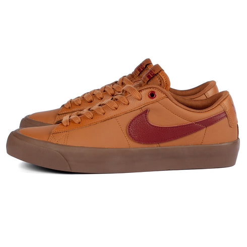 Nike SB - Blazer Low Pro GT (Lt British Tan/Dark Team Red)